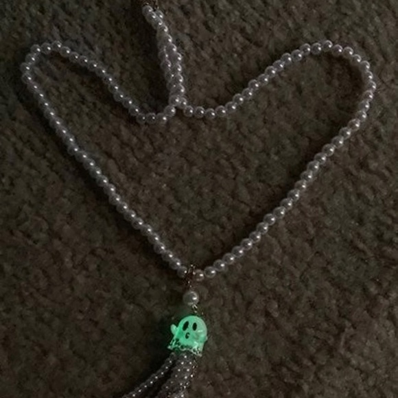 HOST PICK 🥳🥳NWT BETSEY GHOSTIES SET - Picture 9 of 9